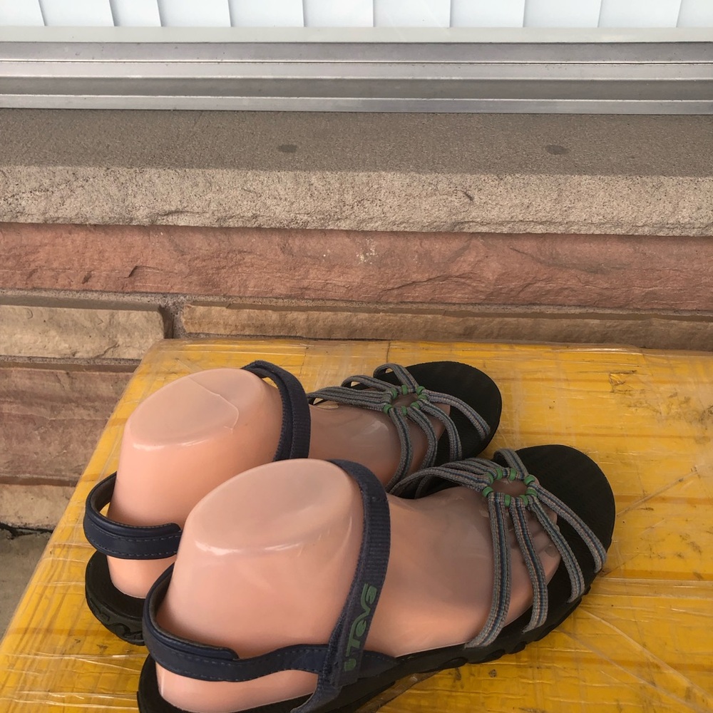 Teva Women’s Strappy Outdoor Black and Gray with Green Accent Sandals Size 10 - Picture 5 of 15
